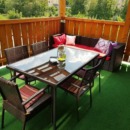 Sofias * バート・ゴイーザーン