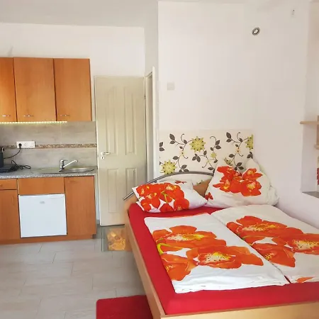 Sofias Apartment *